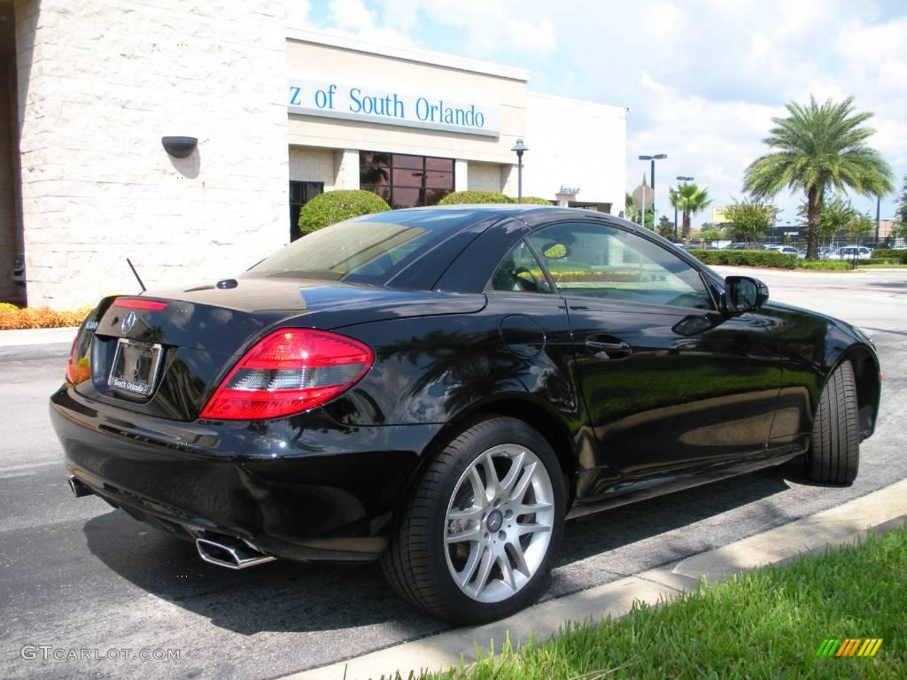 2009 SLK 300 Roadster - Black / Black photo #6