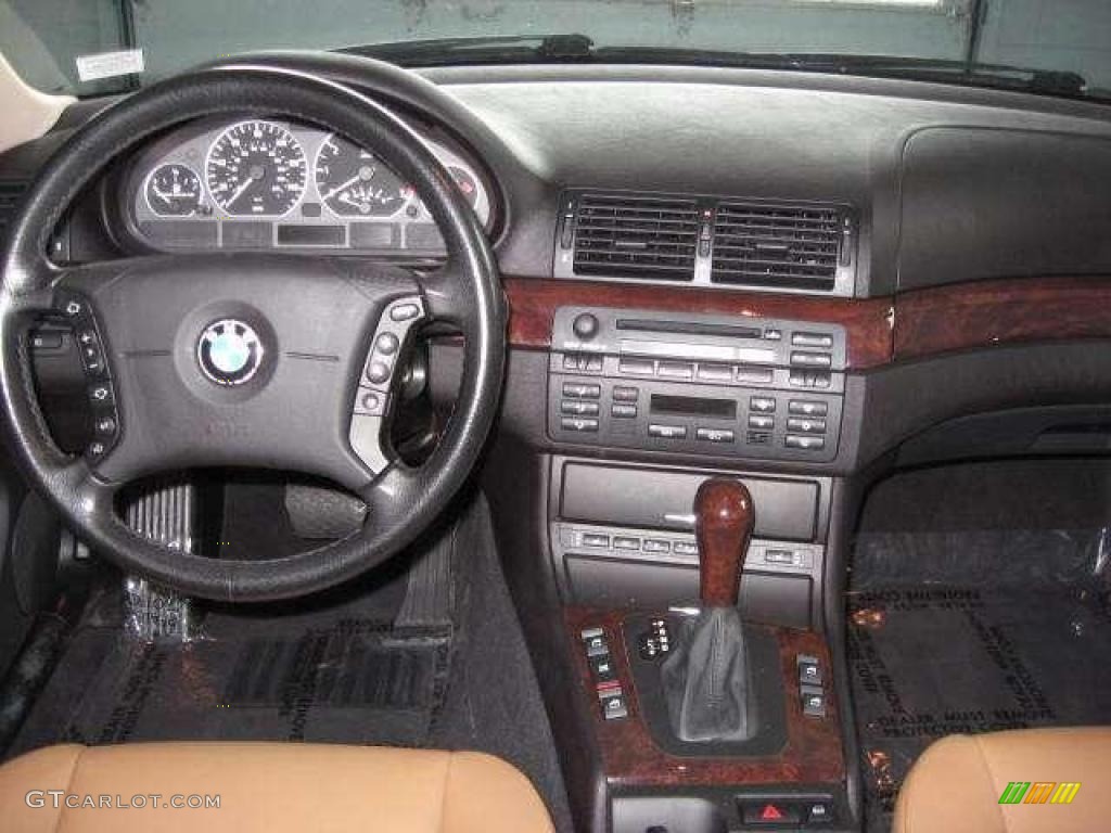 2004 3 Series 330xi Sedan - Jet Black / Sand photo #4