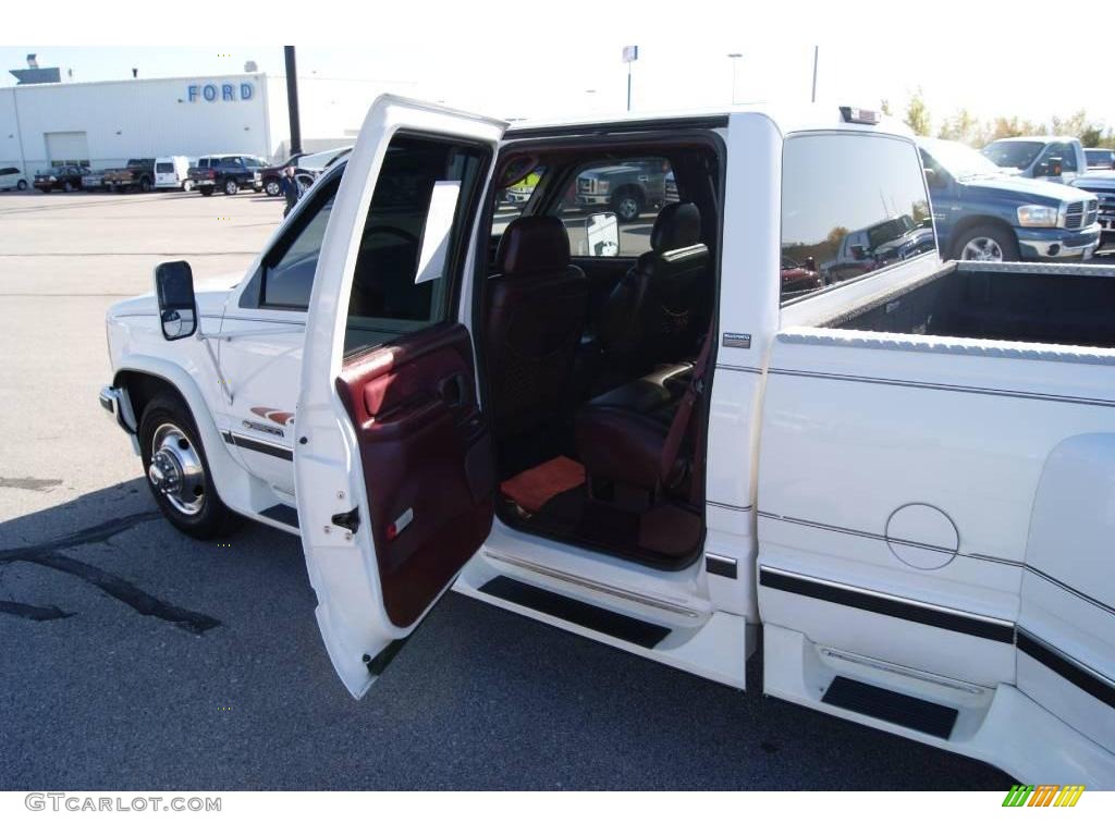 1997 C/K 3500 C3500 Crew Cab Dually - Summit White / Red photo #25