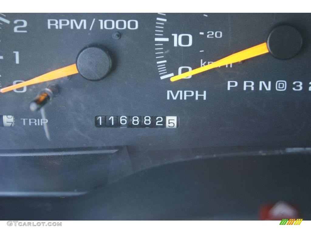 1997 C/K 3500 C3500 Crew Cab Dually - Summit White / Red photo #44