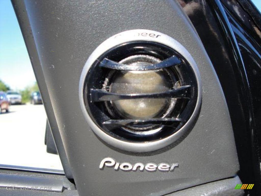 2007 Cobalt SS Supercharged Coupe - Black / Ebony photo #22