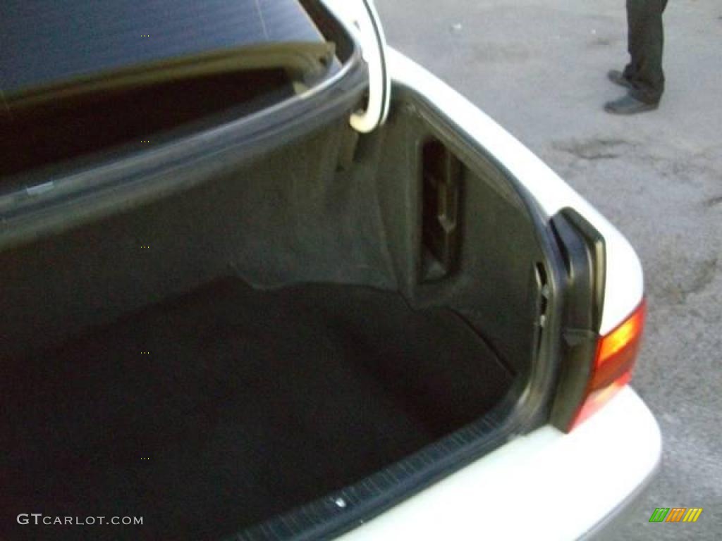 1995 LS 400 Sedan - Diamond White Pearl Metallic / Tan Leather photo #48