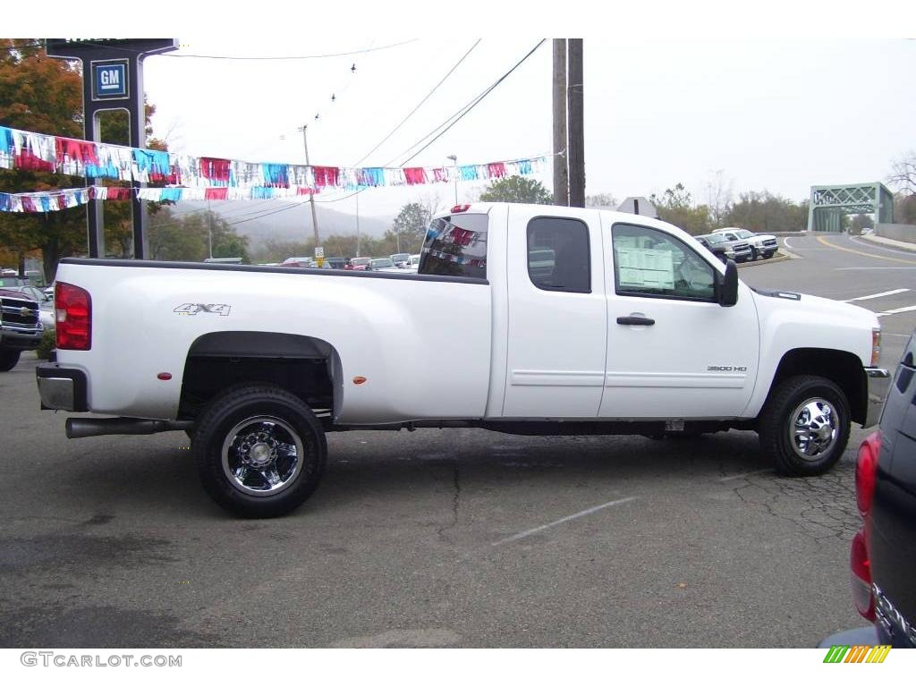 2009 Silverado 3500HD LT Extended Cab 4x4 Dually - Summit White / Ebony photo #4