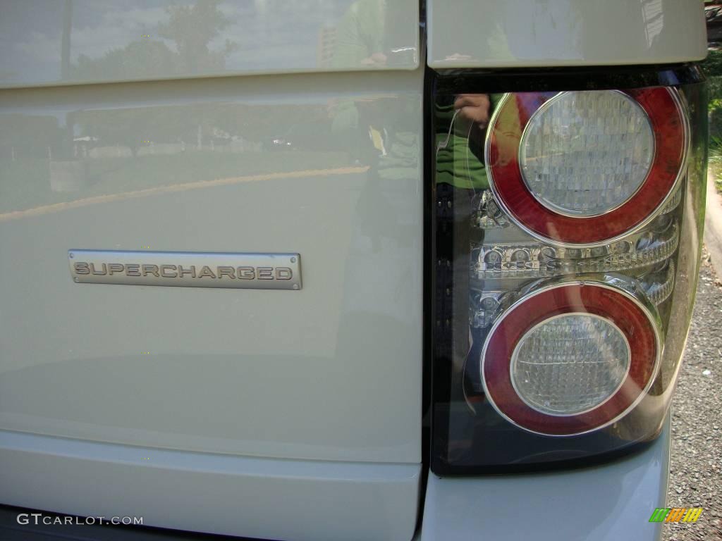 2010 Range Rover Supercharged - Alaska White / Ivory White/Jet Black photo #20