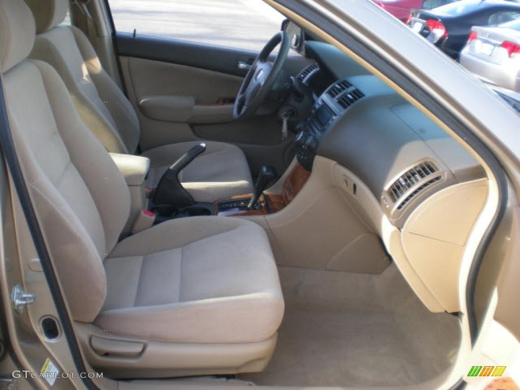 2003 Accord EX Sedan - Desert Mist Metallic / Ivory photo #17
