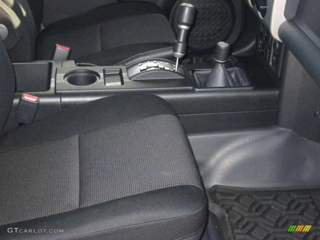 2007 FJ Cruiser 4WD - Titanium Metallic / Dark Charcoal photo #24