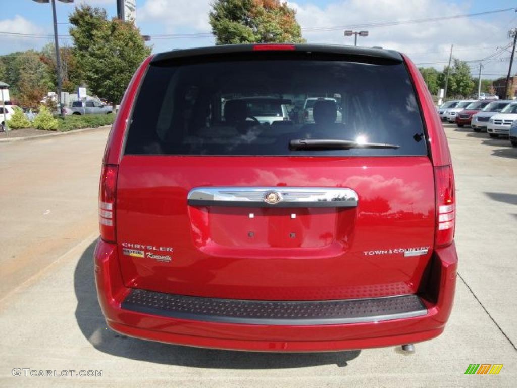 2010 Town & Country LX - Inferno Red Crystal Pearl / Medium Slate Gray/Light Shale photo #4