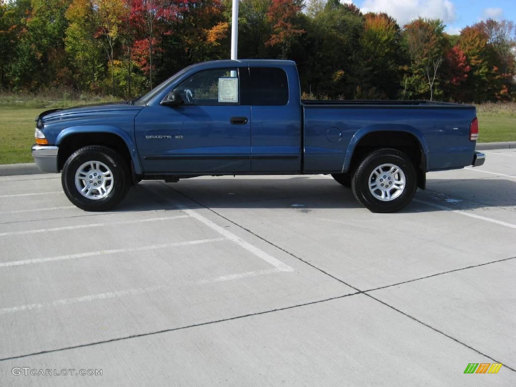 2002 Dakota SLT Club Cab 4x4 - Atlantic Blue Pearl / Dark Slate Gray photo #3