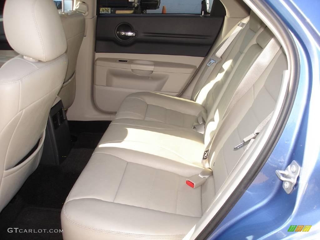 2007 Magnum R/T AWD - Marine Blue Pearl / Dark Slate Gray/Light Graystone photo #10