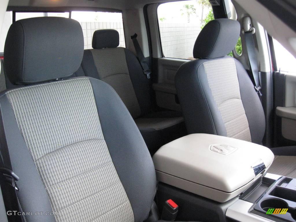 2010 Ram 1500 Big Horn Crew Cab - Inferno Red Crystal Pearl / Dark Slate/Medium Graystone photo #16