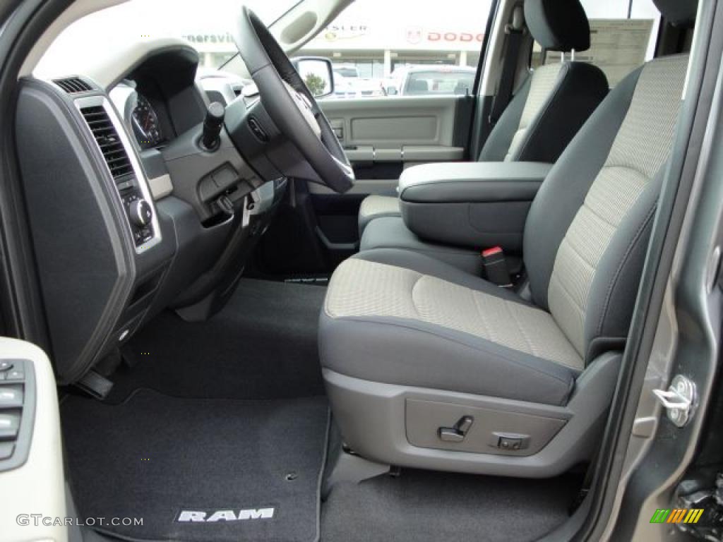 2010 Ram 1500 Big Horn Quad Cab - Mineral Gray Metallic / Dark Slate/Medium Graystone photo #14