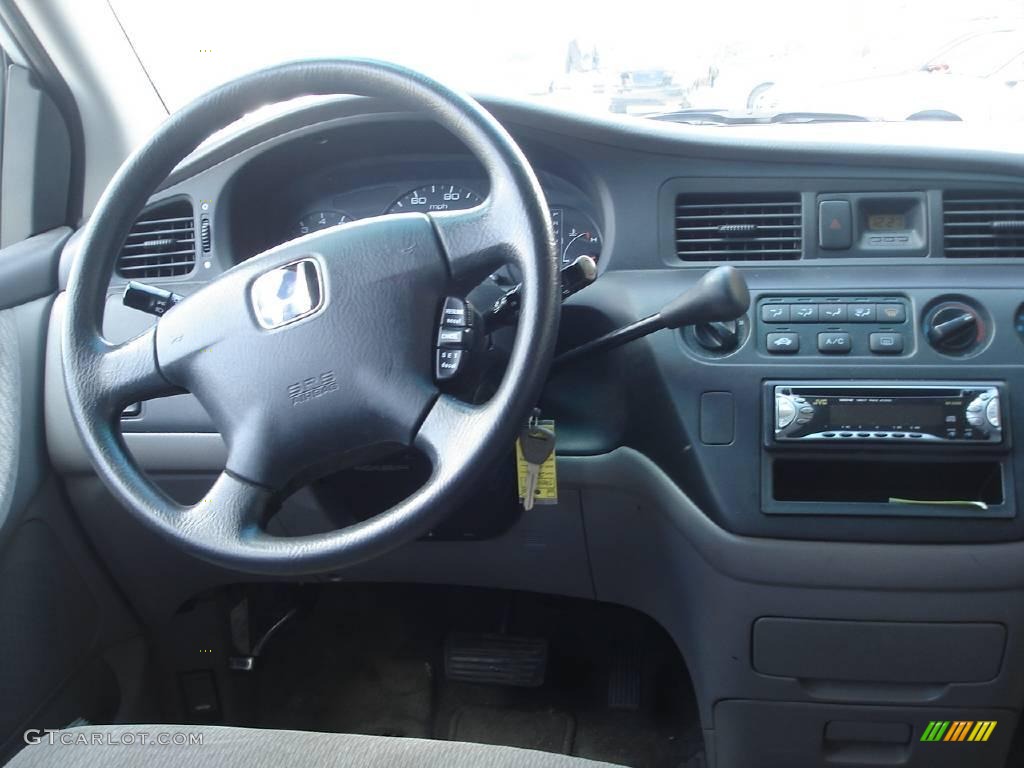 2002 Starlight Silver Metallic Honda Odyssey Lx 19536360 Photo 3 2002 Odyssey Lx Starlight Silver Metallic Quartz Gray Photo 3