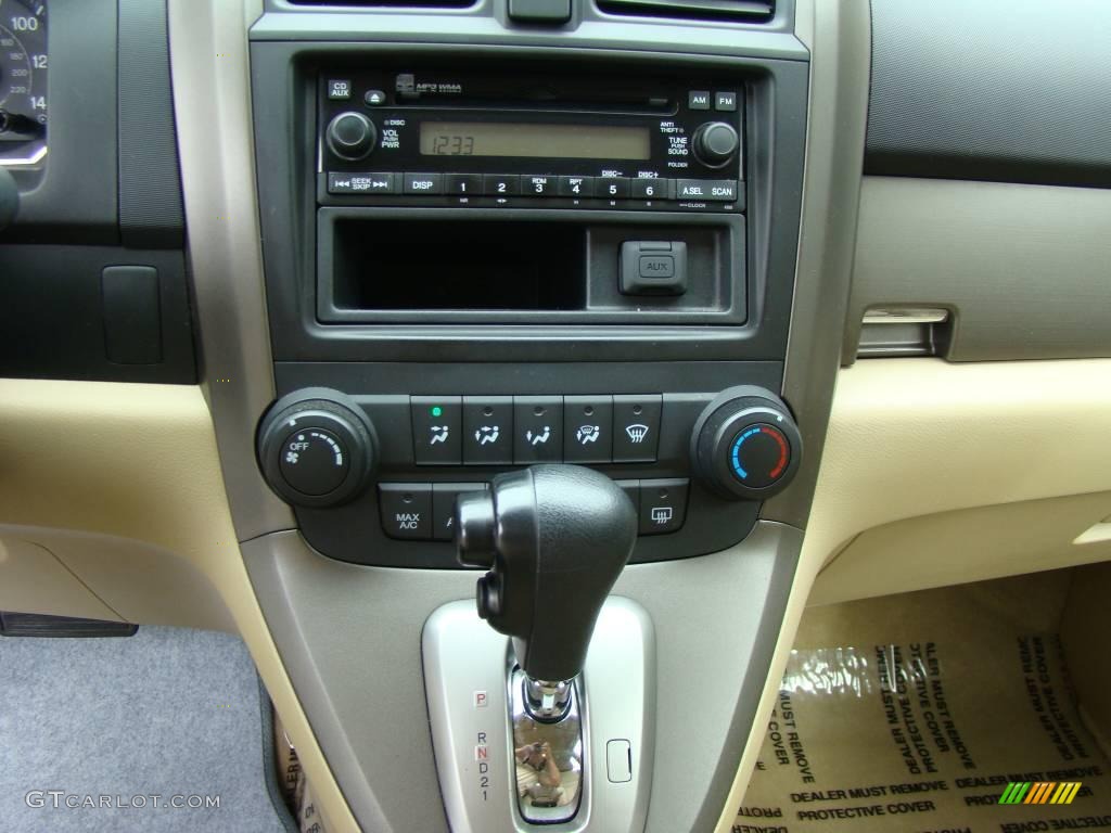 2007 CR-V LX 4WD - Borrego Beige Metallic / Ivory photo #13