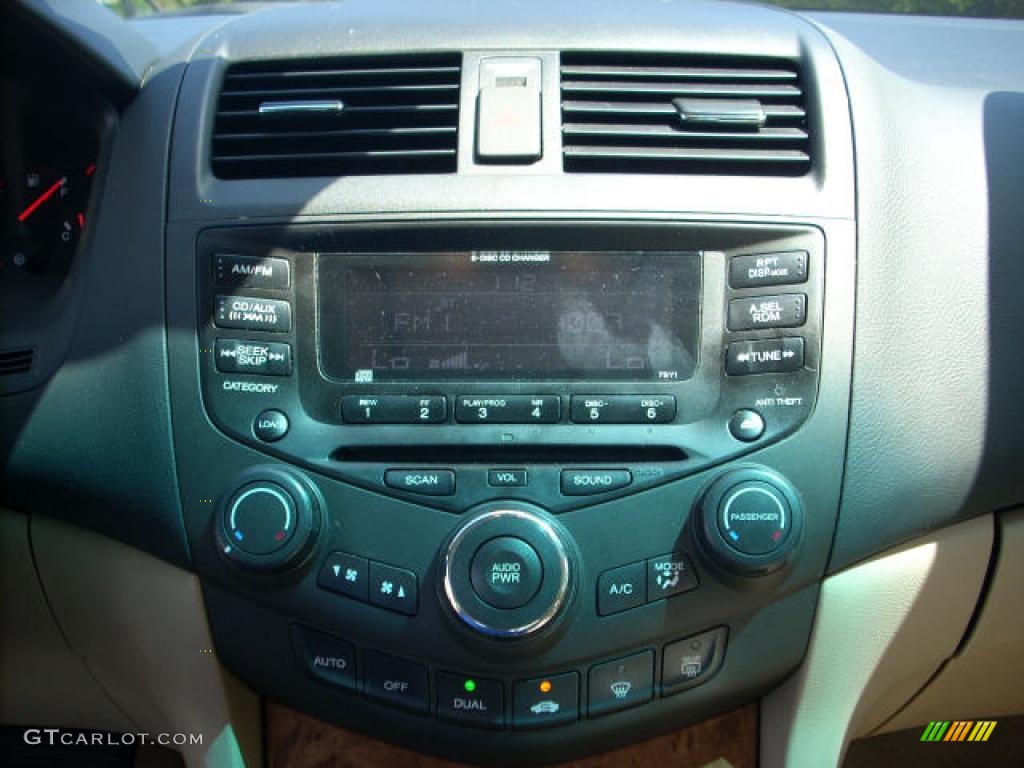 2005 Accord EX V6 Coupe - Taffeta White / Ivory photo #14