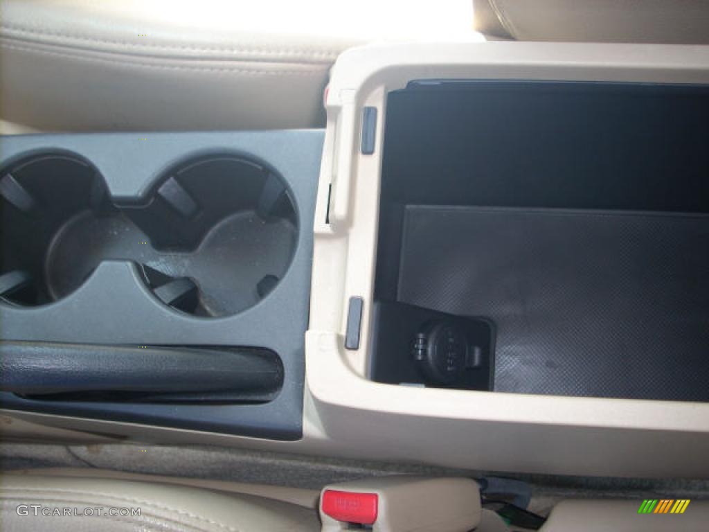 2005 Accord EX V6 Coupe - Taffeta White / Ivory photo #16