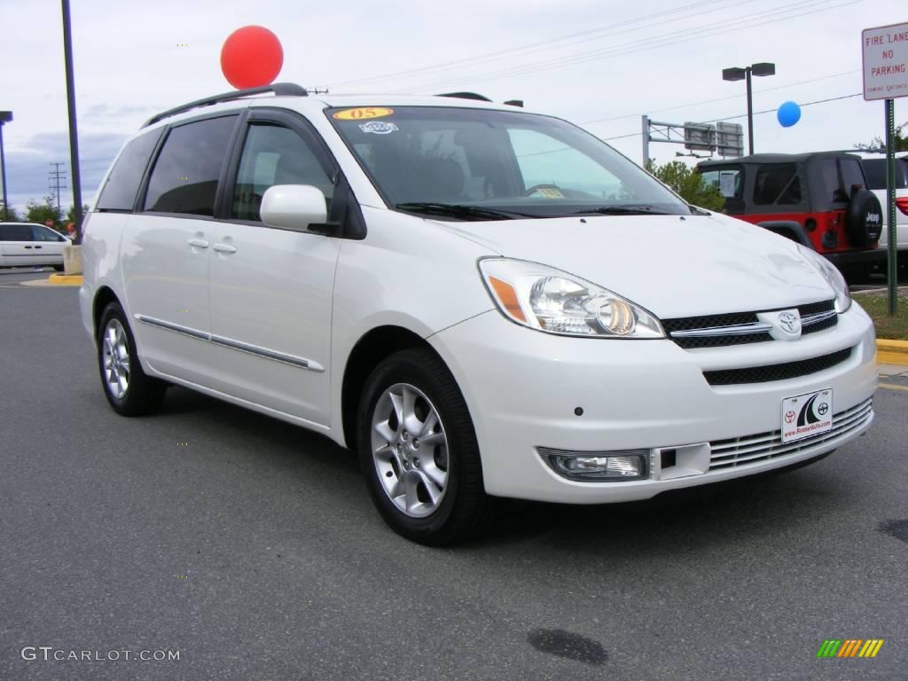 2005 Sienna XLE Limited - Natural White / Stone photo #2