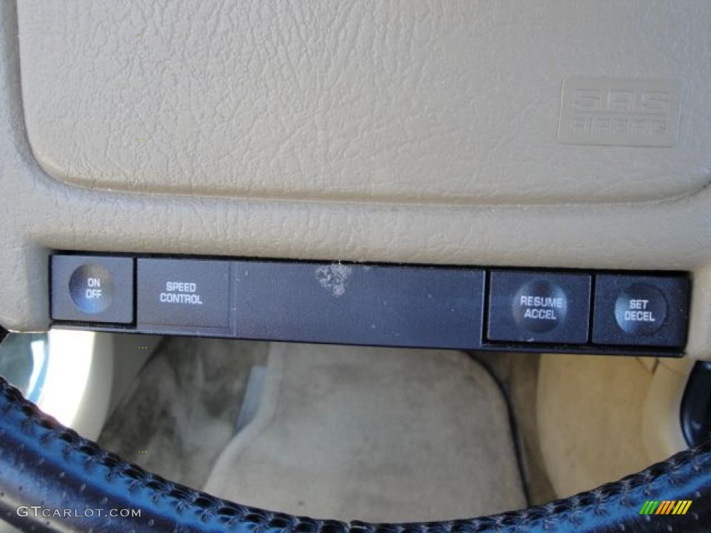 1993 Lebaron GTC Convertible - Emerald Green Pearl / Beige photo #17