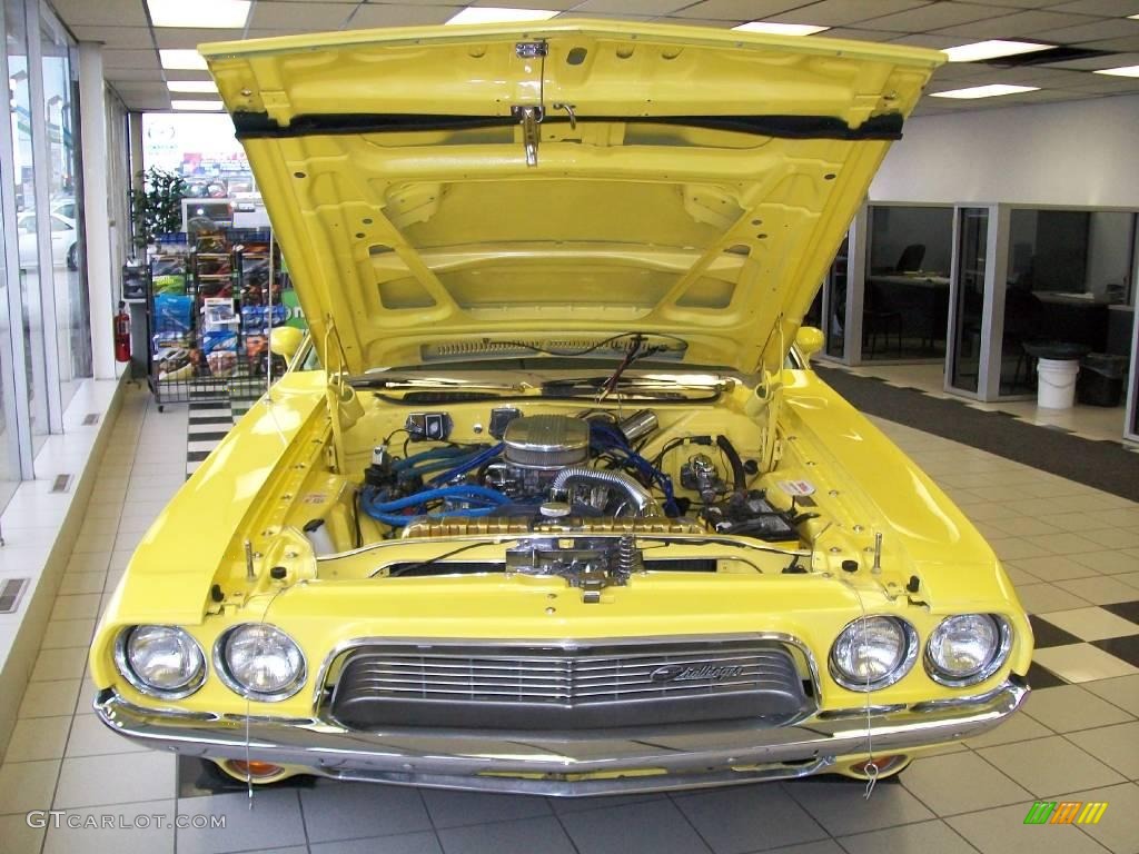 1972 Challenger Coupe - Top Banana Yellow / White photo #7