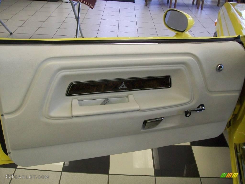 1972 Dodge Challenger Coupe Door Panel Photos