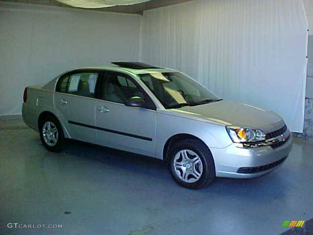 2005 Malibu Sedan - Galaxy Silver Metallic / Gray photo #1