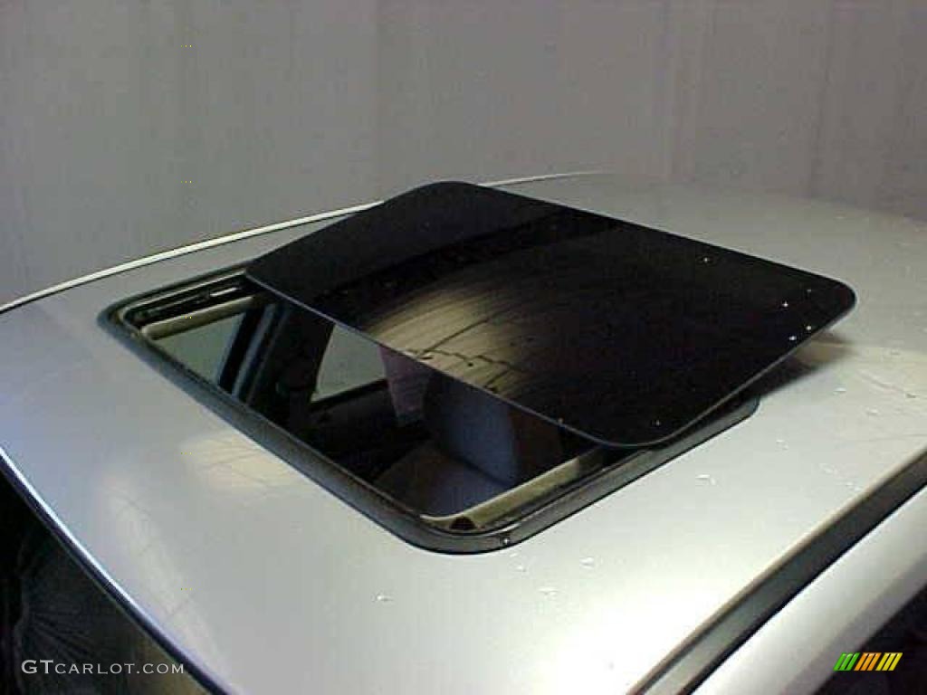 2005 Malibu Sedan - Galaxy Silver Metallic / Gray photo #24