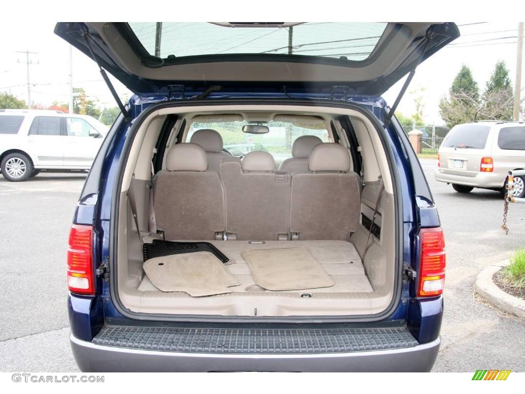 2004 Explorer XLT 4x4 - Dark Blue Pearl Metallic / Medium Parchment photo #7