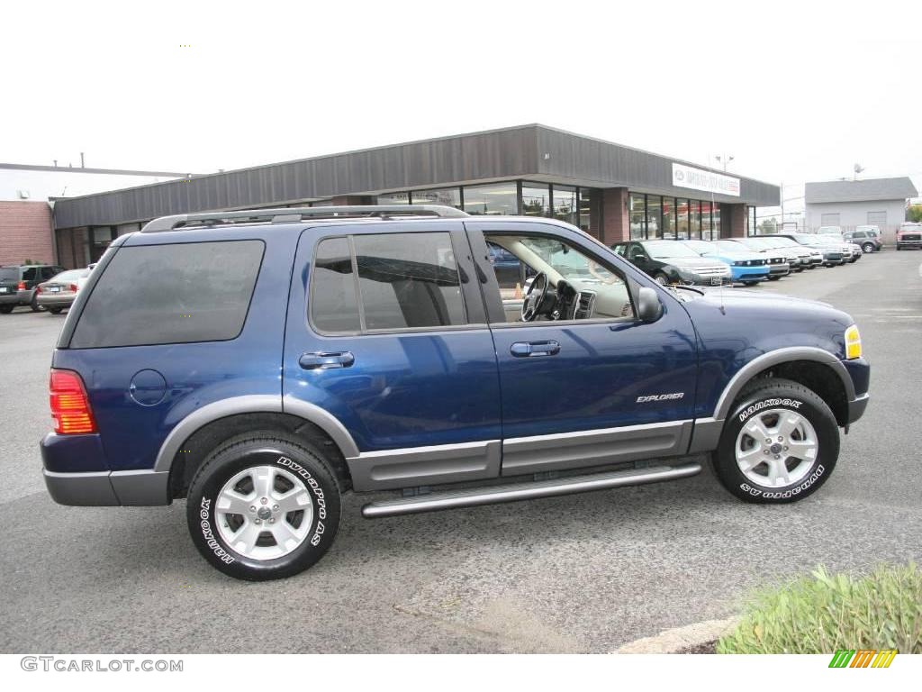 2004 Explorer XLT 4x4 - Dark Blue Pearl Metallic / Medium Parchment photo #11
