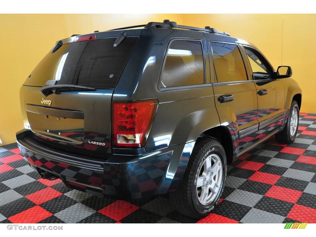 2005 Grand Cherokee Laredo 4x4 - Deep Beryl Green Pearl / Medium Slate Gray photo #6