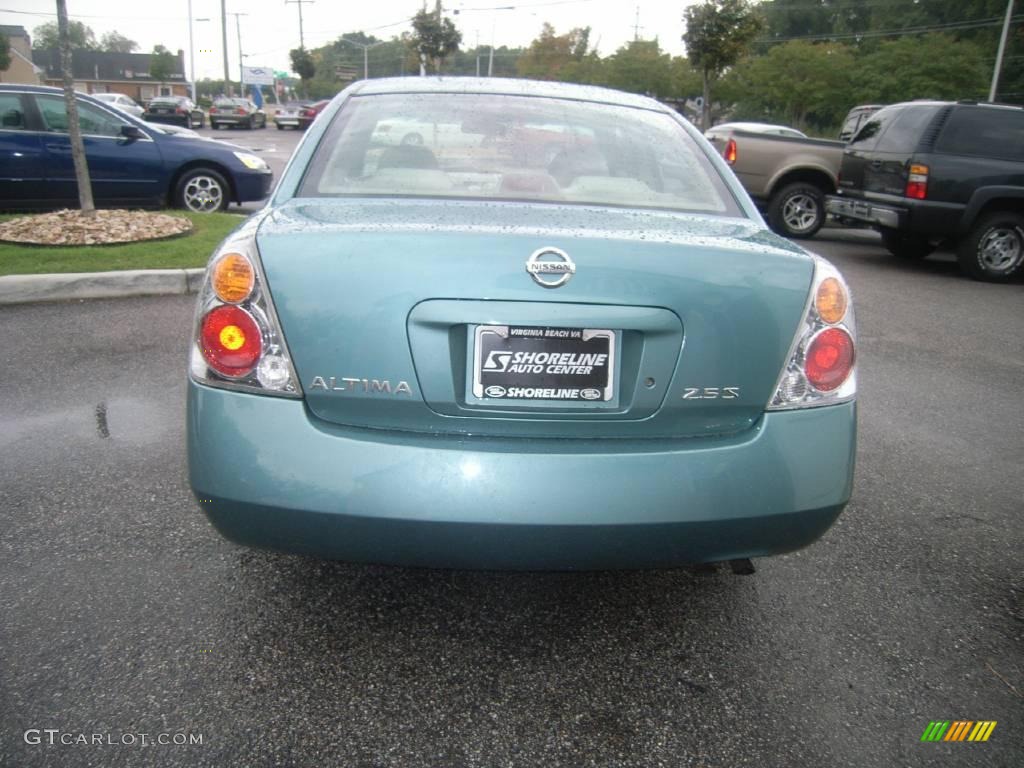 2002 Altima 2.5 S - Seascape Light Blue / Frost Gray photo #5