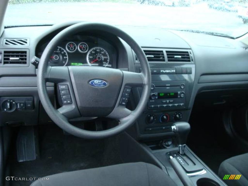 2007 Fusion SE - Tungsten Grey Metallic / Charcoal Black photo #12