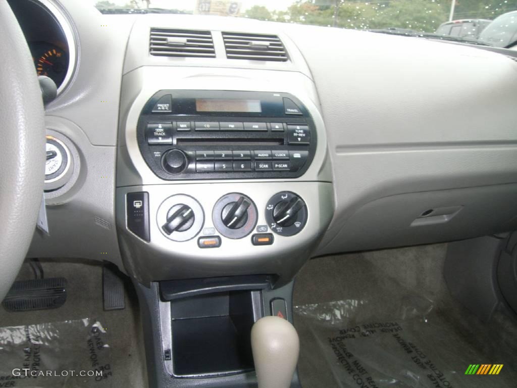 2002 Altima 2.5 S - Seascape Light Blue / Frost Gray photo #14