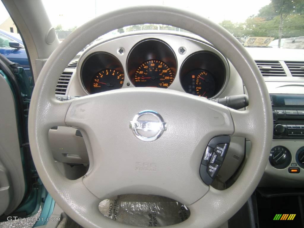 2002 Altima 2.5 S - Seascape Light Blue / Frost Gray photo #16