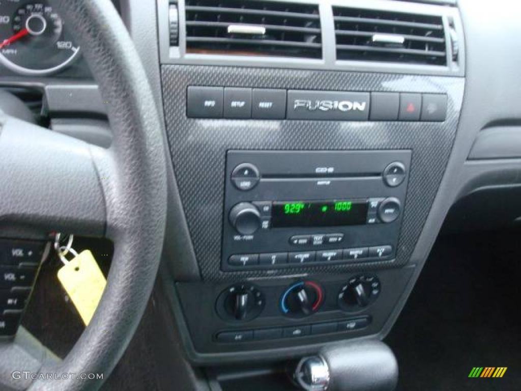 2007 Fusion SE - Tungsten Grey Metallic / Charcoal Black photo #18
