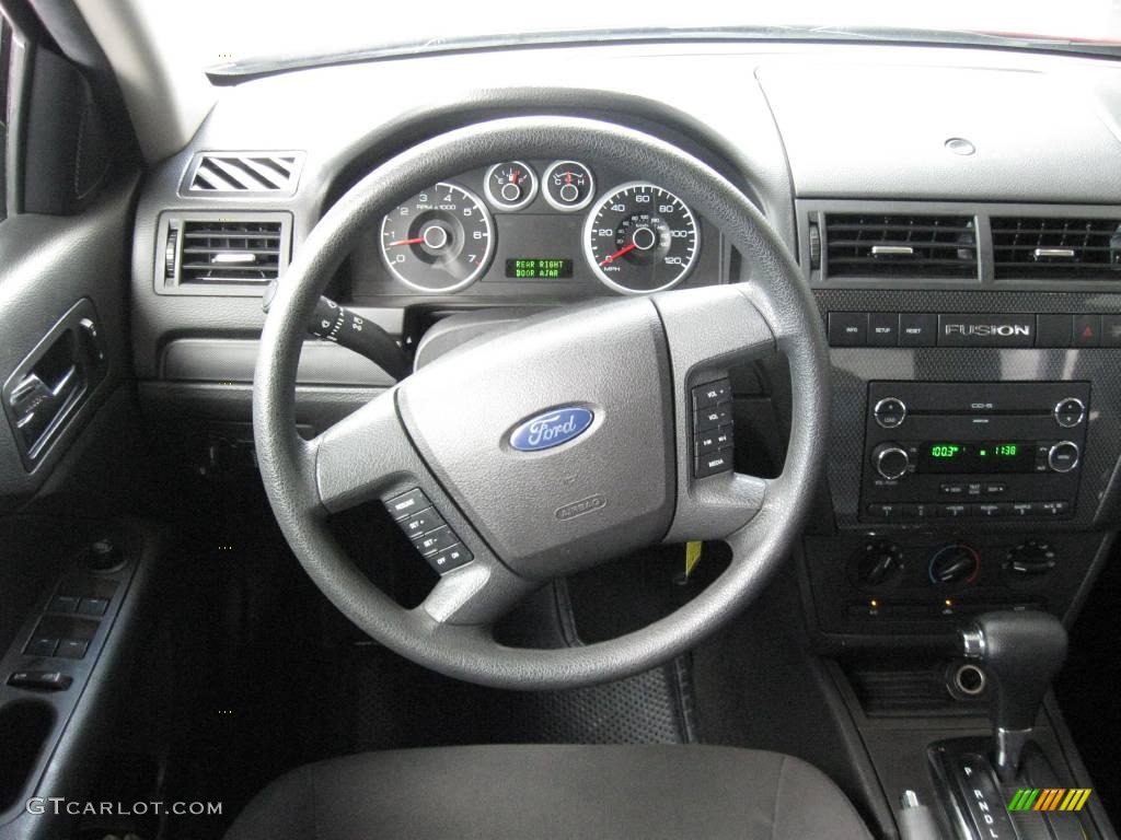 2008 Fusion SE V6 - Redfire Metallic / Charcoal Black photo #19