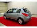 Magnetic Gray - Versa 1.8 S Hatchback Photo No. 4