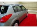 Magnetic Gray - Versa 1.8 S Hatchback Photo No. 7