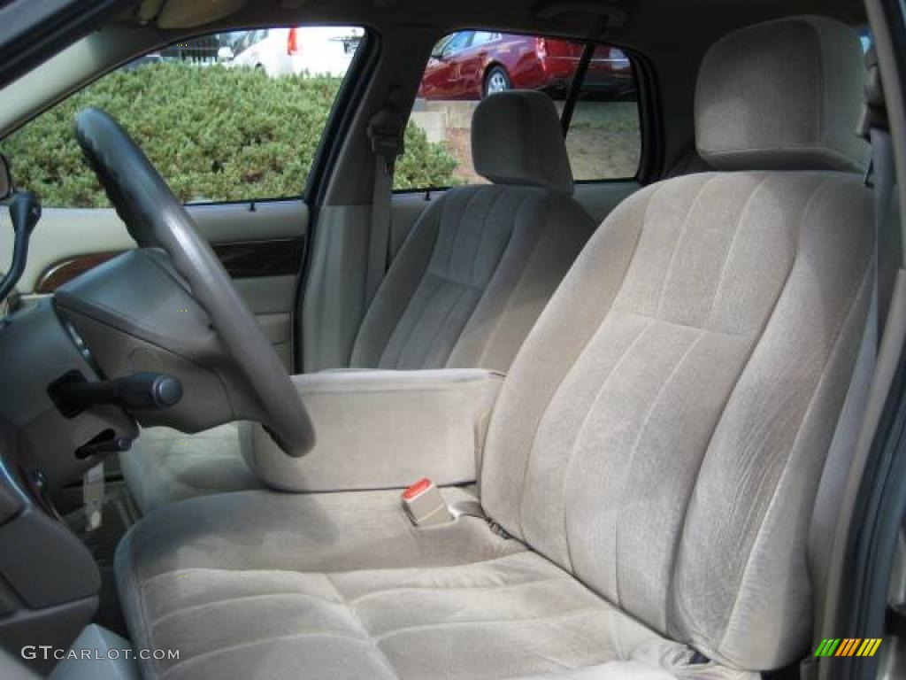 2003 Grand Marquis GS - Arizona Beige Metallic / Medium Parchment photo #11