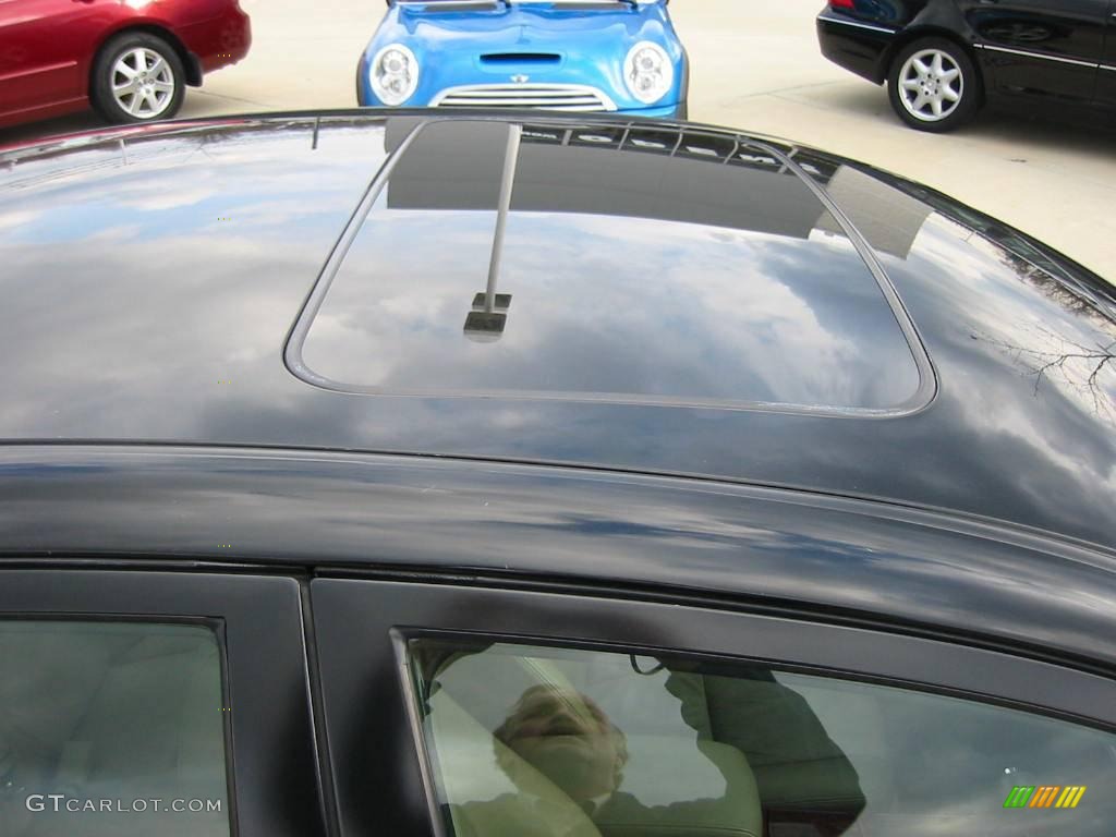 2006 Camry SE V6 - Black / Beige photo #7