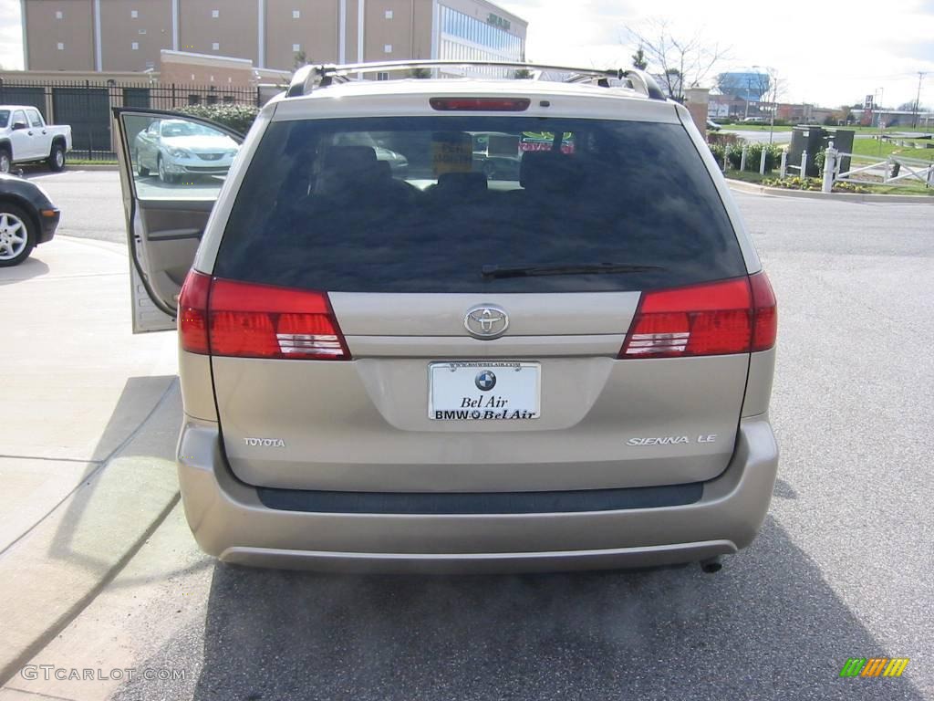 2005 Sienna LE - Desert Sand Mica / Taupe photo #4