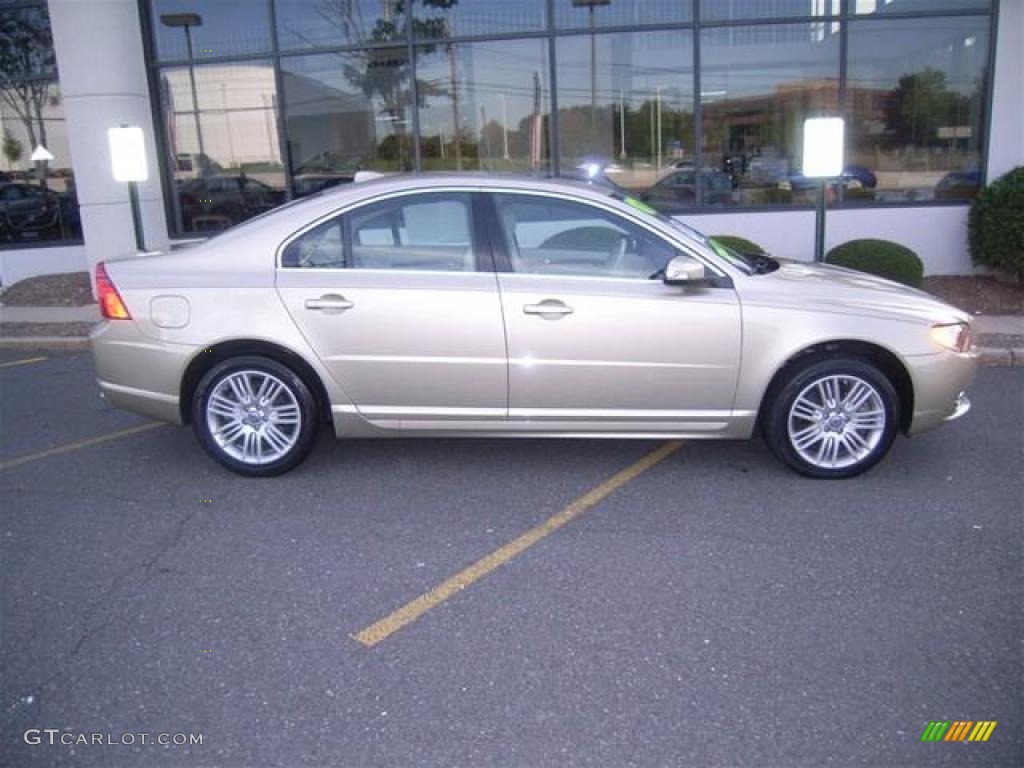 2007 S80 V8 AWD - Shimmer Gold Metallic / Sandstone Beige photo #7