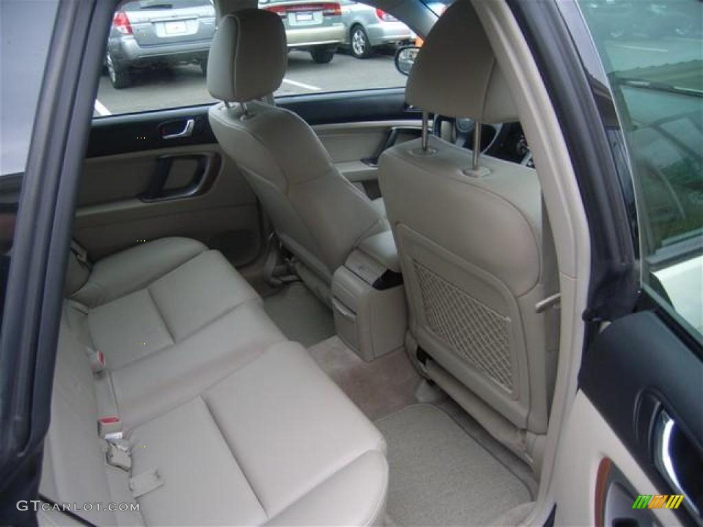 2006 Outback 2.5i Limited Wagon - Champagne Gold Opalescent / Taupe photo #15