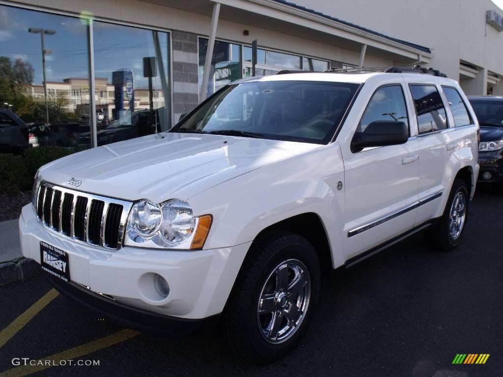 2006 Grand Cherokee Limited 4x4 - Stone White / Medium Slate Gray photo #1