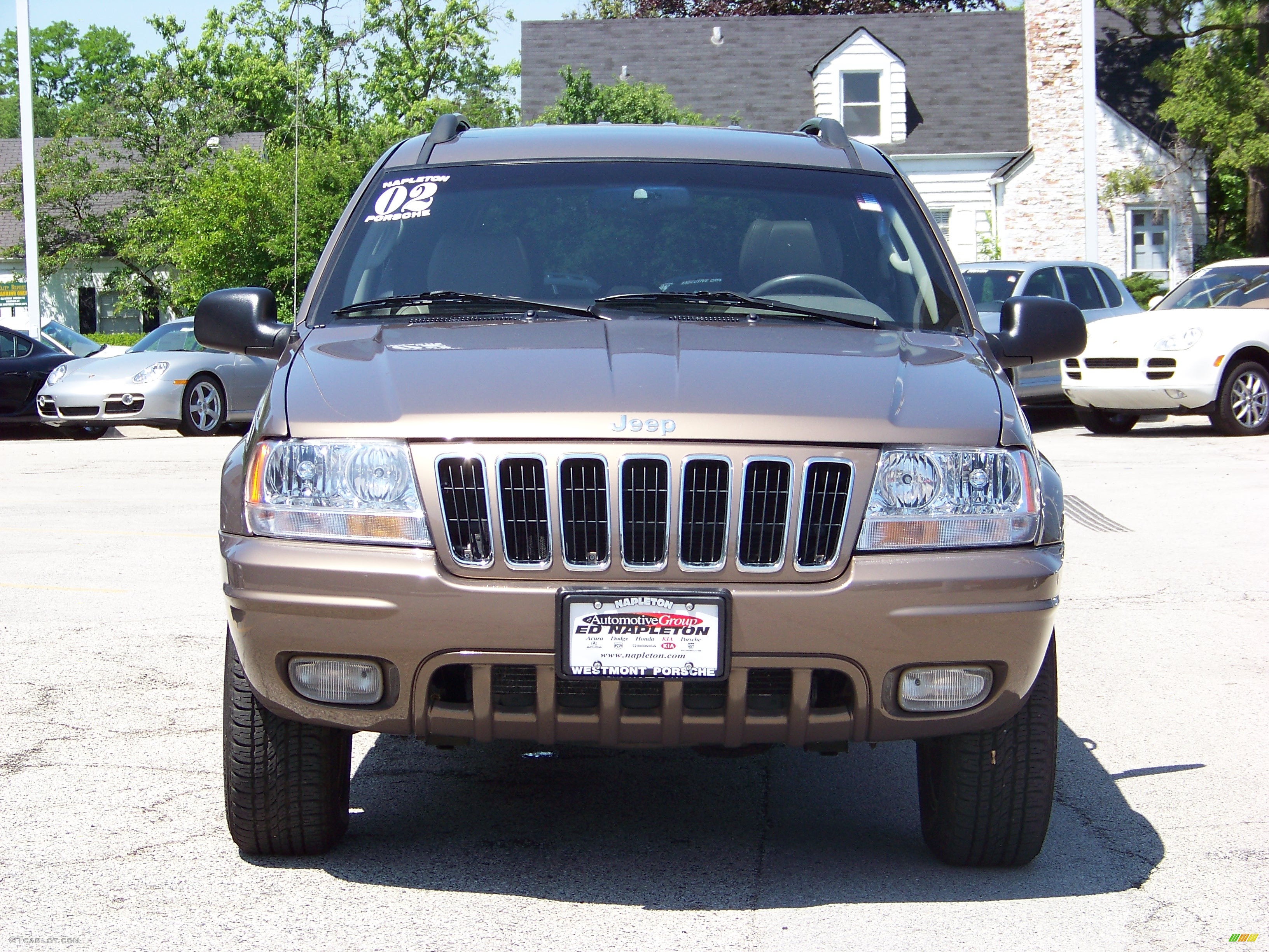 2002 Grand Cherokee Limited 4x4 - Woodland Brown Satin Glow / Sandstone photo #2