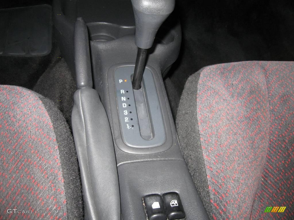 2000 Cavalier Z24 Coupe - Ultra Silver Metallic / Graphite photo #10