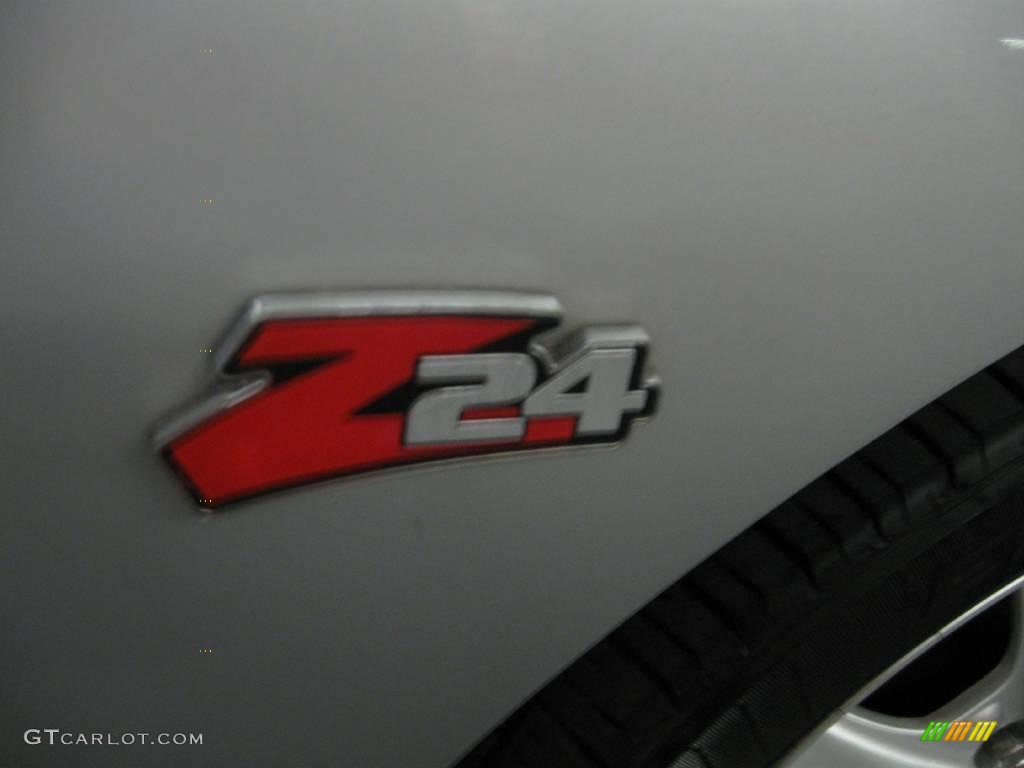 2000 Cavalier Z24 Coupe - Ultra Silver Metallic / Graphite photo #14