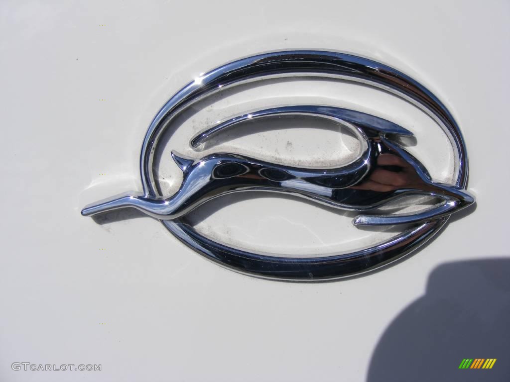 2004 Impala LS - White / Neutral Beige photo #20