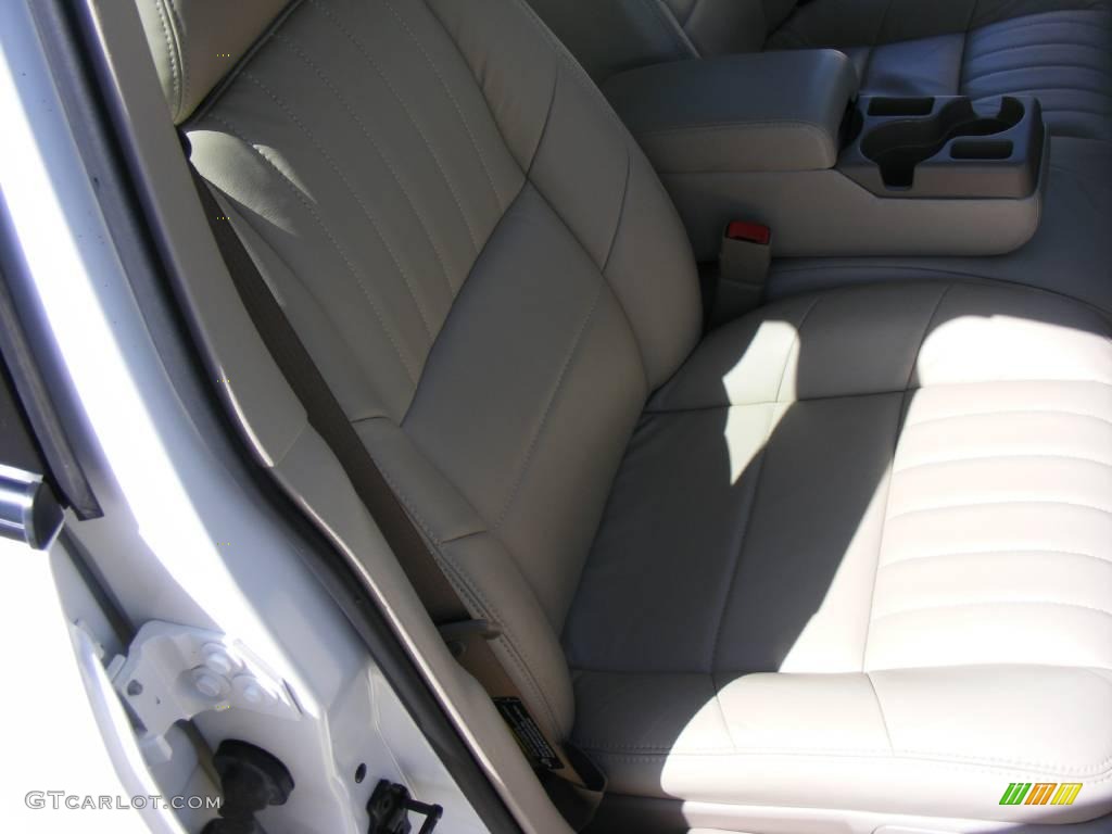 2004 Impala LS - White / Neutral Beige photo #28