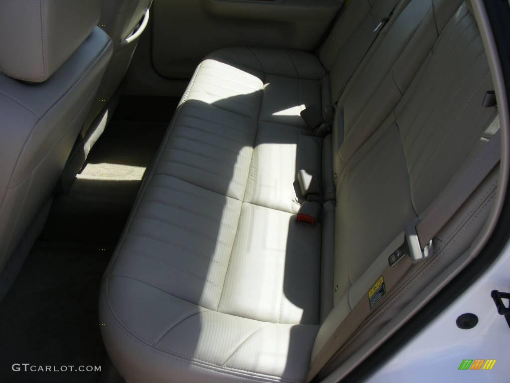 2004 Impala LS - White / Neutral Beige photo #33