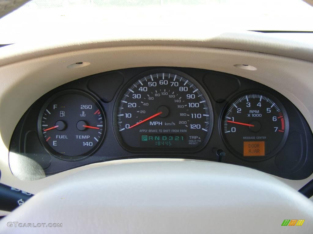 2004 Impala LS - White / Neutral Beige photo #43