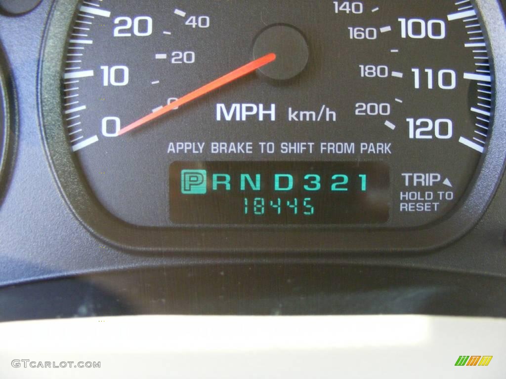 2004 Impala LS - White / Neutral Beige photo #44